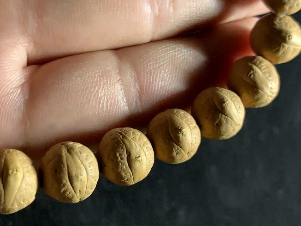 欣赏下尼泊尔小凤眼菩提单圈