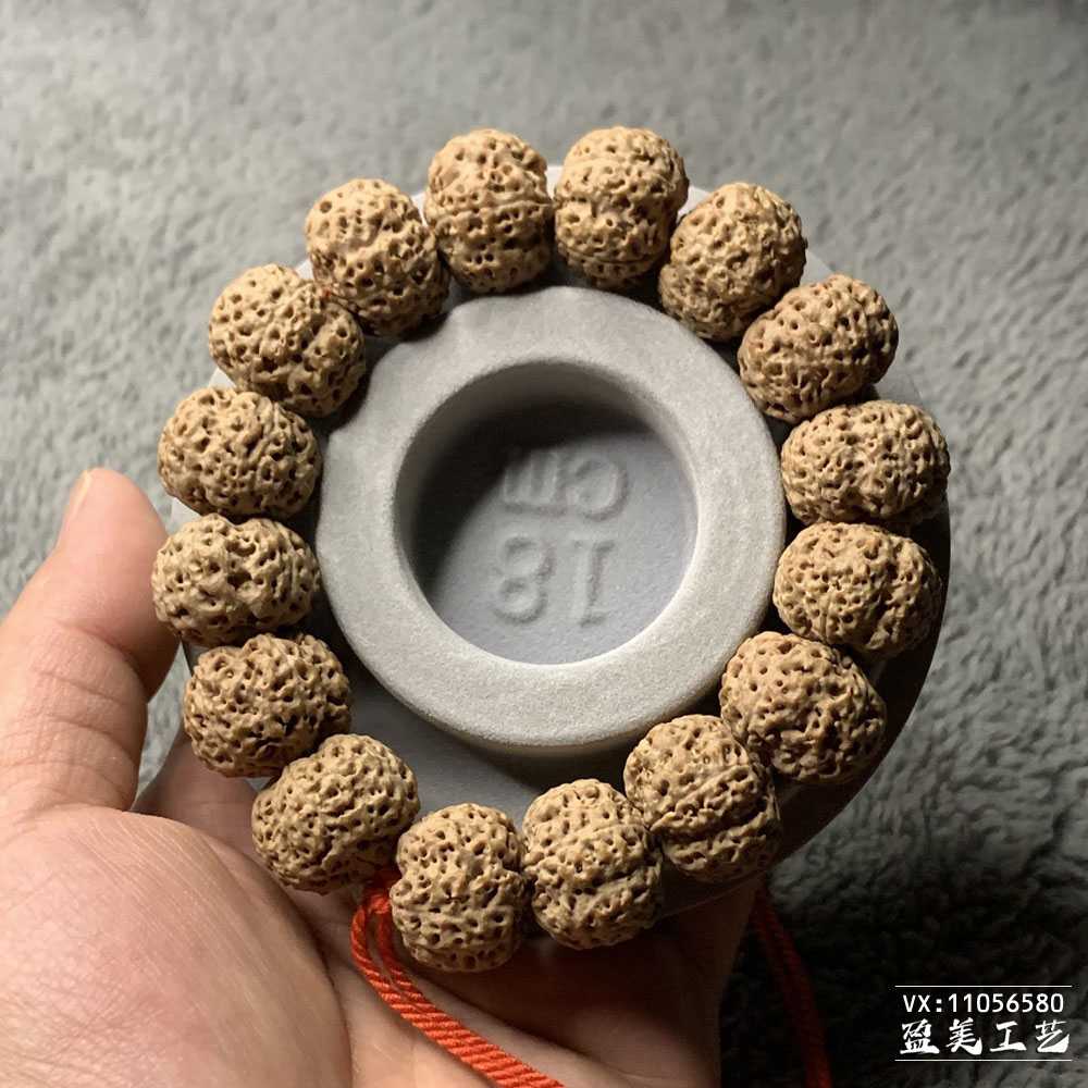 2025 年尼泊尔金刚菩提手串 纽扣飞碟蜂王手持 高定定制批发