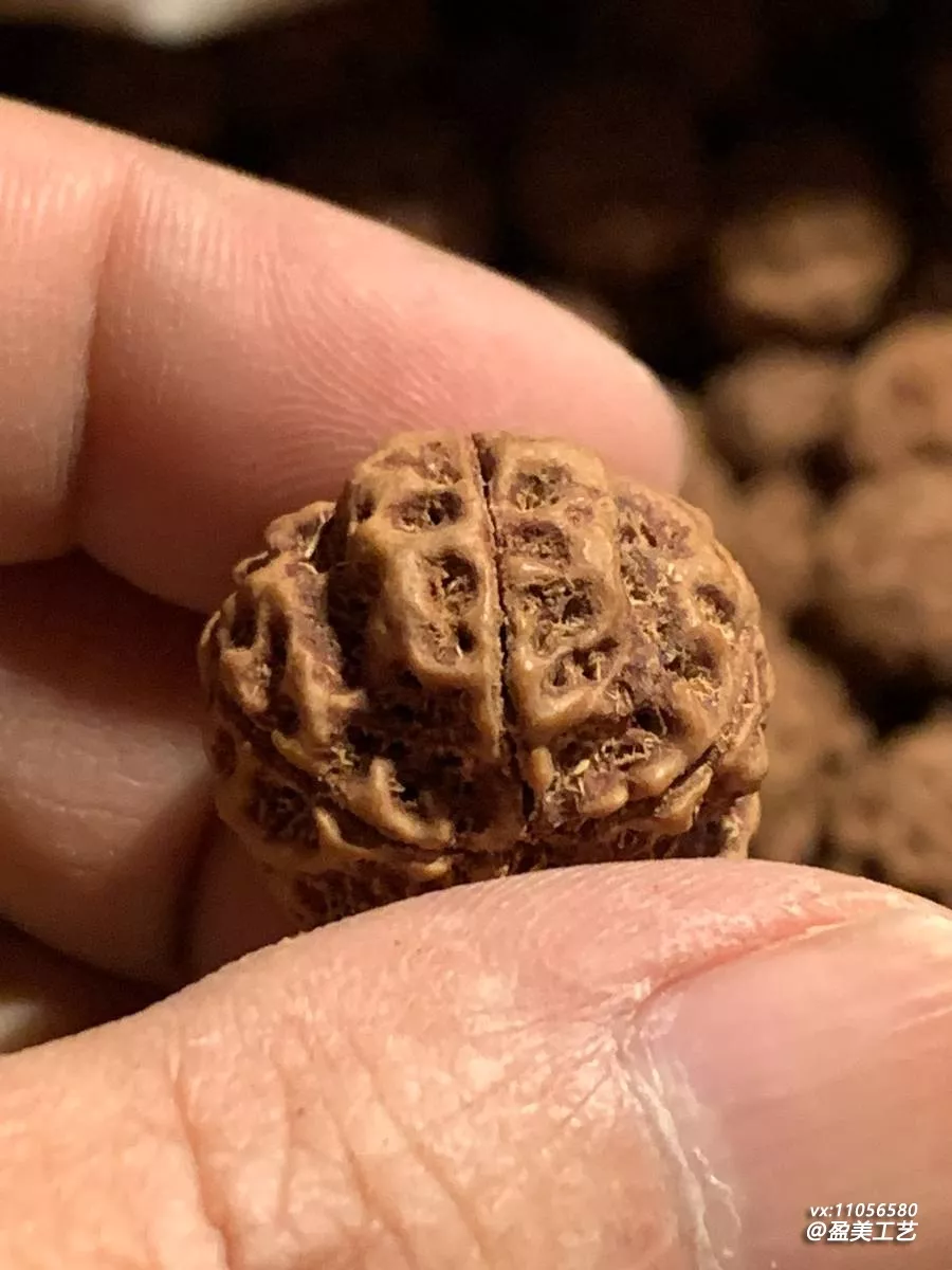 金刚打底用什么刷子好 硬毛刷还是纳米刷