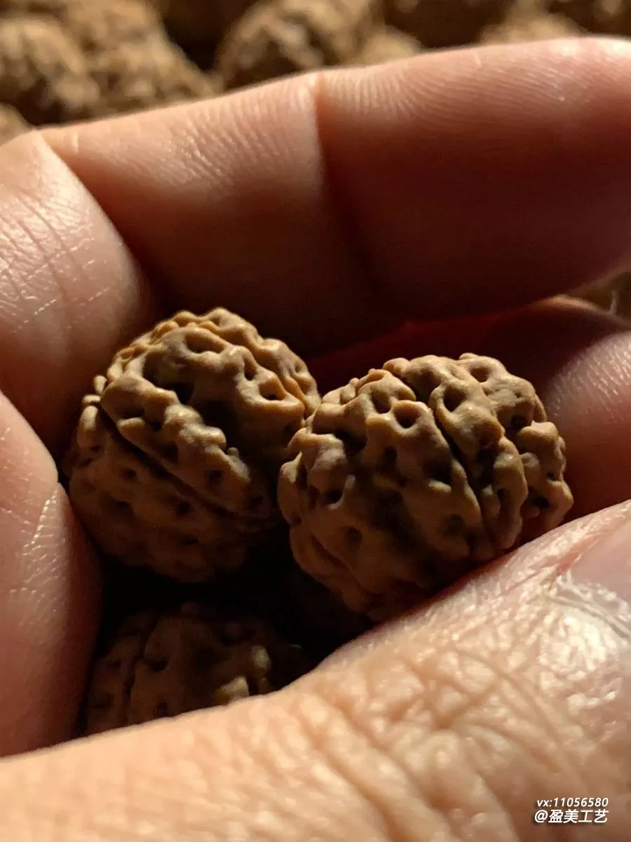 定制金刚怎么选纹路 蜂窝双龙梅花各有什么特点