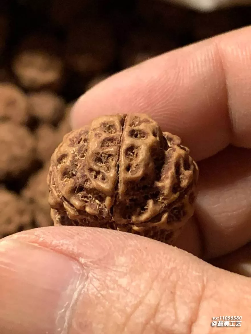 定制金刚怎么选皮色 黄皮红皮哪个盘出来好看