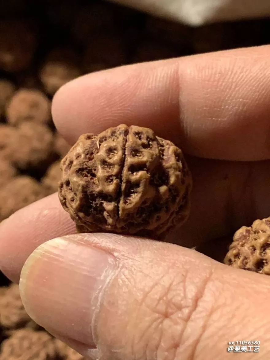 定制金刚怎么选皮色 黄皮红皮哪个盘出来好看