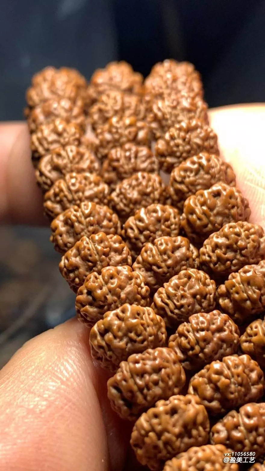 老*的金刚盘了六年 现在的包浆像玉石一样
